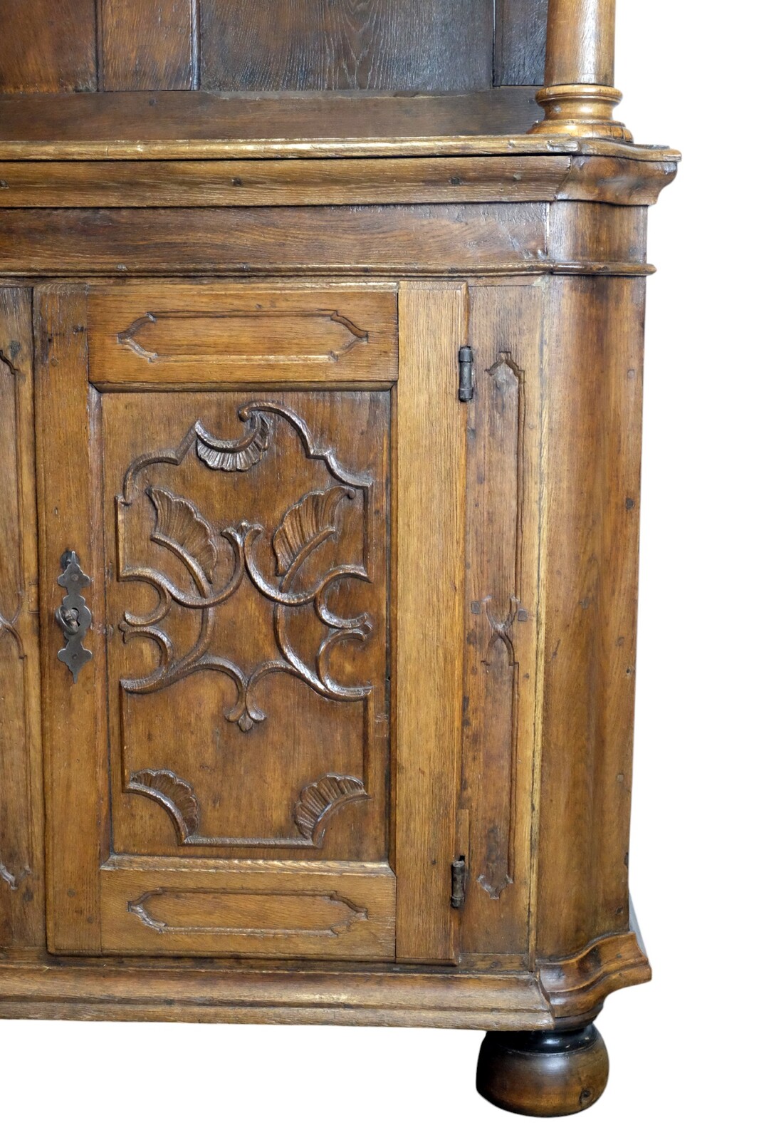 French cupboard