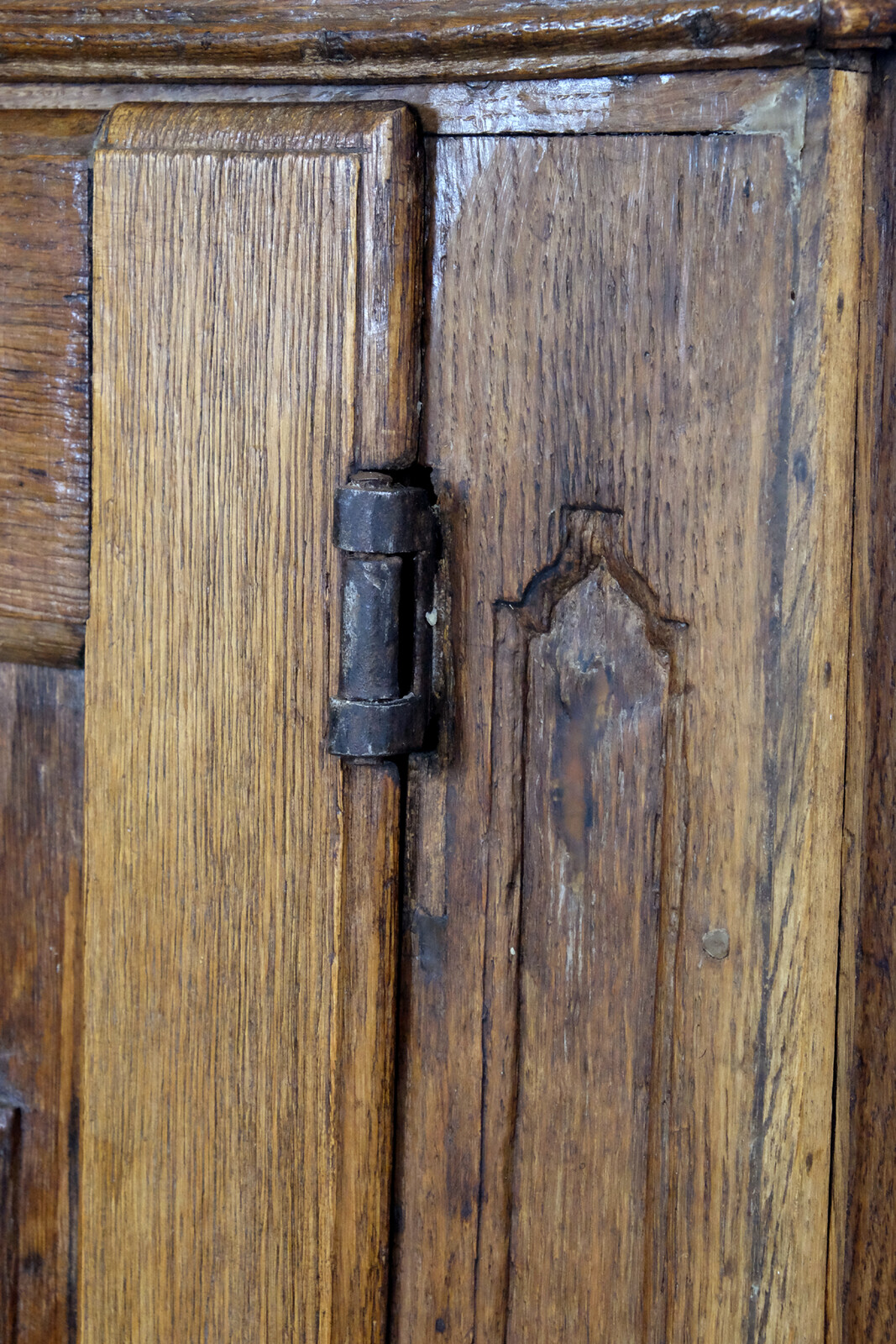 French cupboard