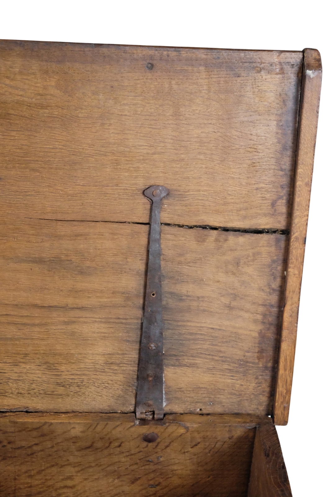 Gothic chest Oak 