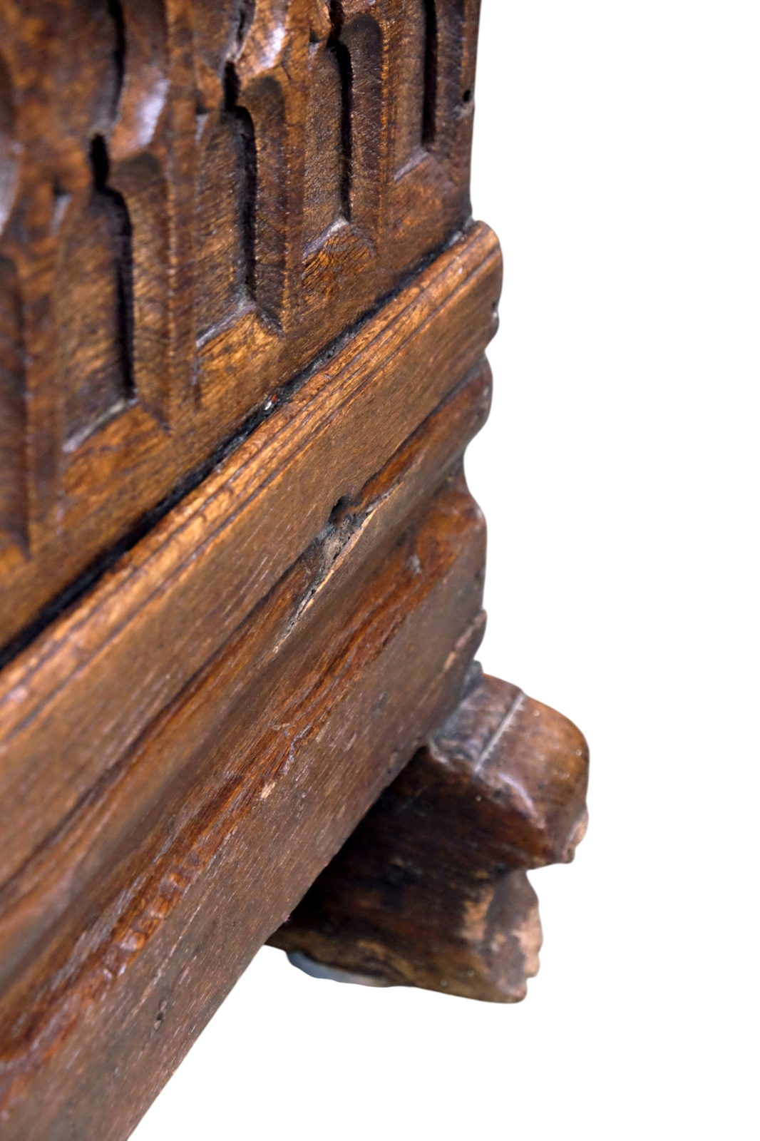 Gothic chest Oak 