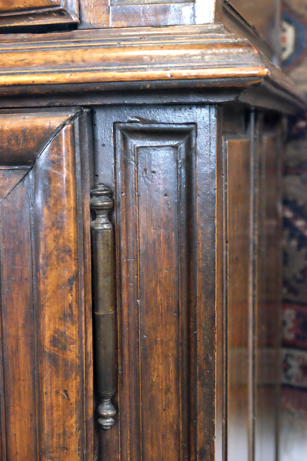 Italian Sideboard walnut 18th century 