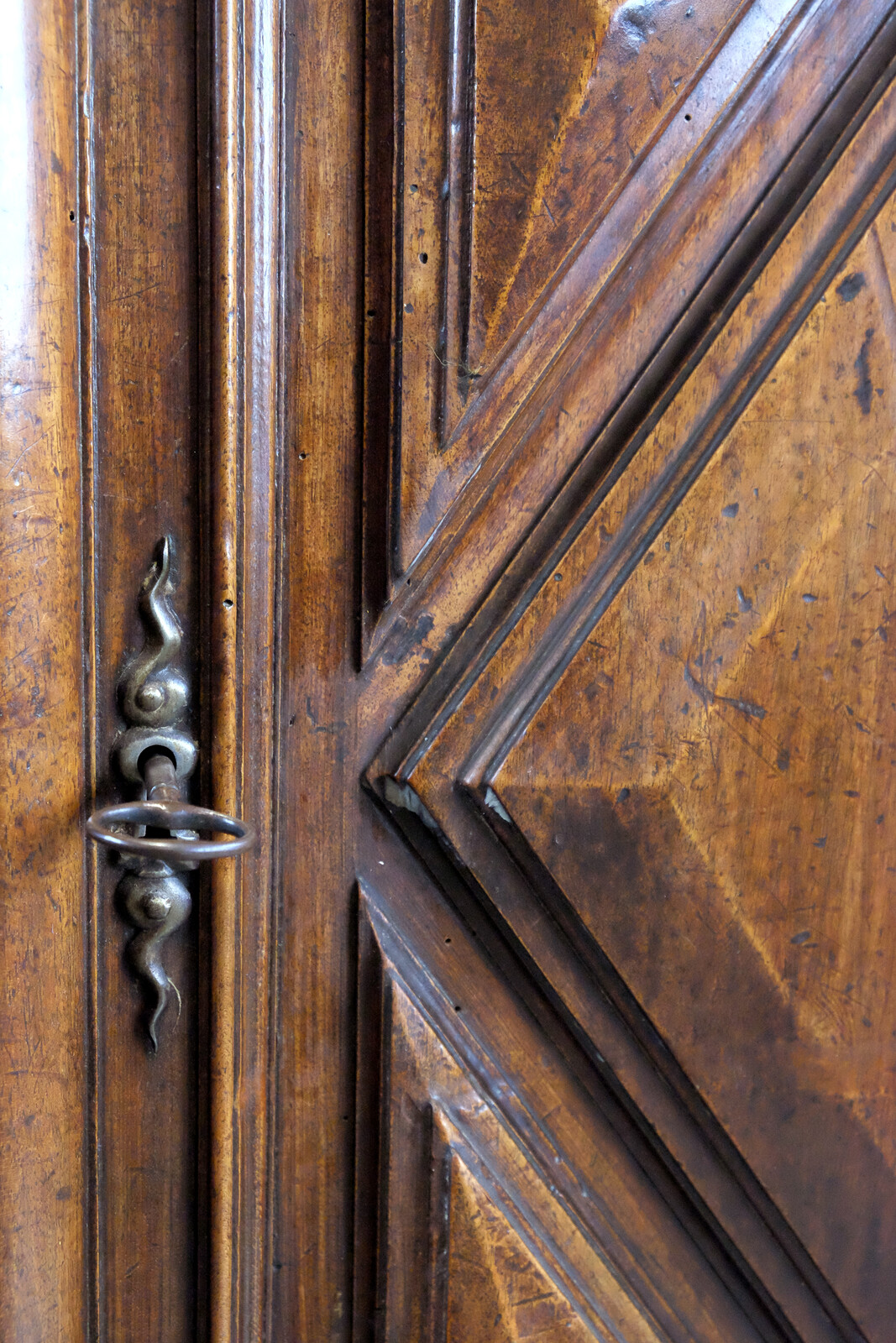 Italian Sideboard walnut 18th century 