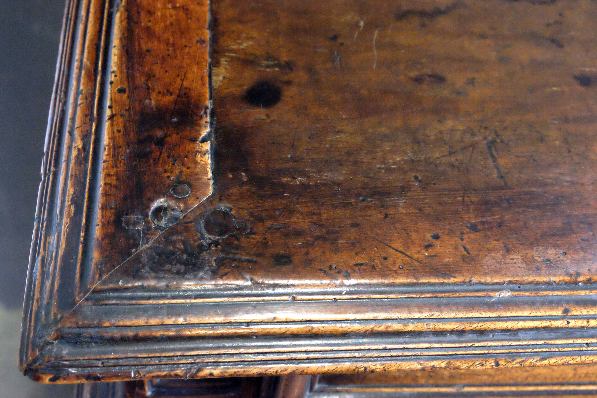 Italian Sideboard walnut 18th century 