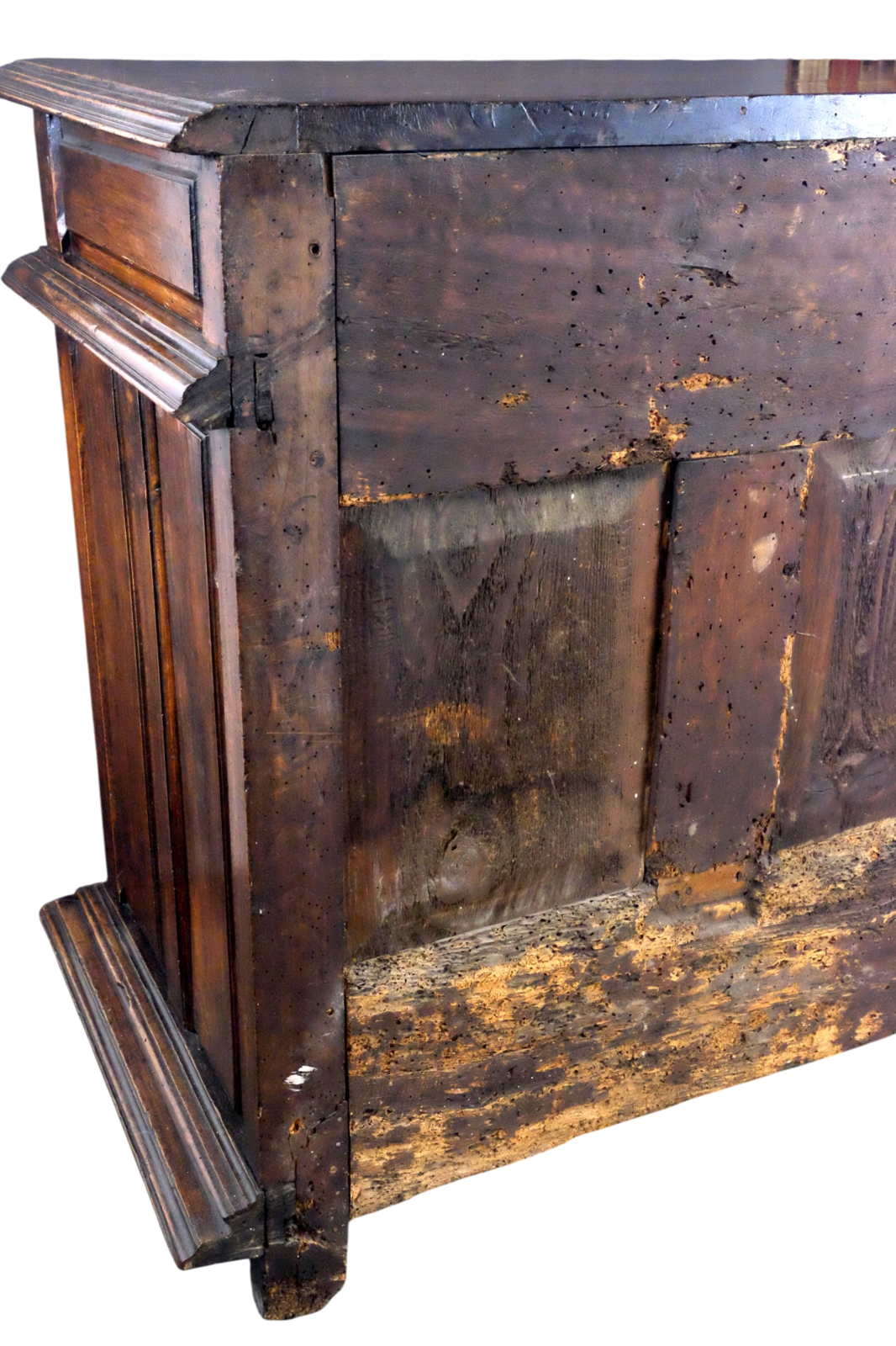 Italian Sideboard walnut 18th century 