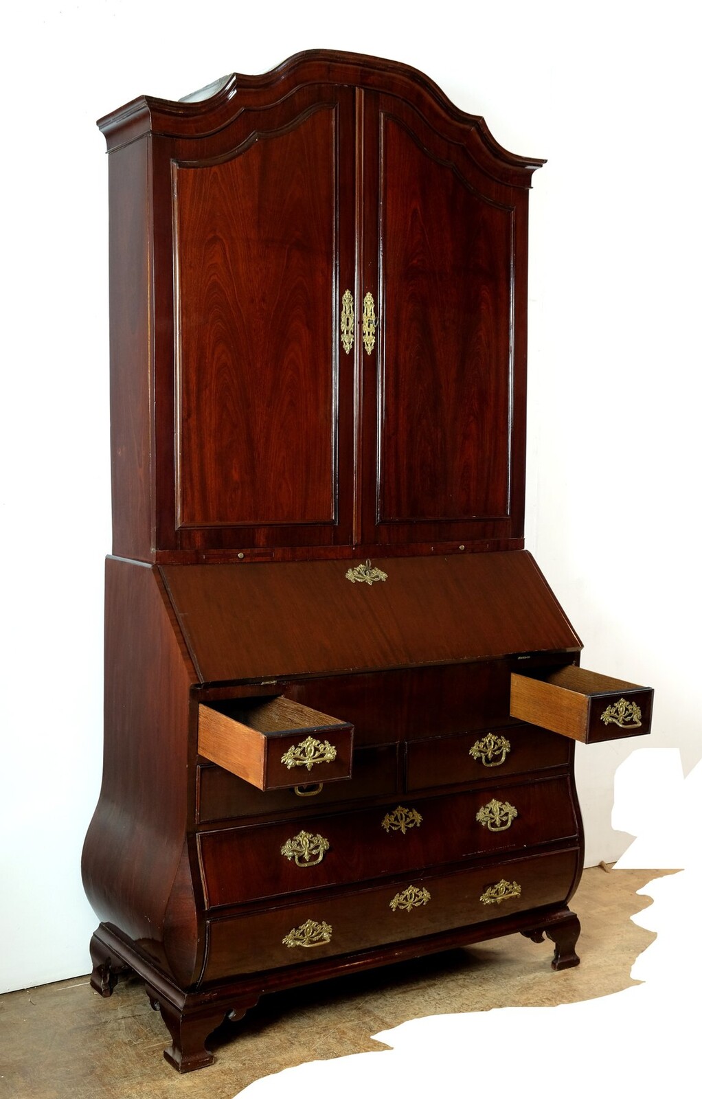 Secretary with writing flap in beautiful burr walnut.