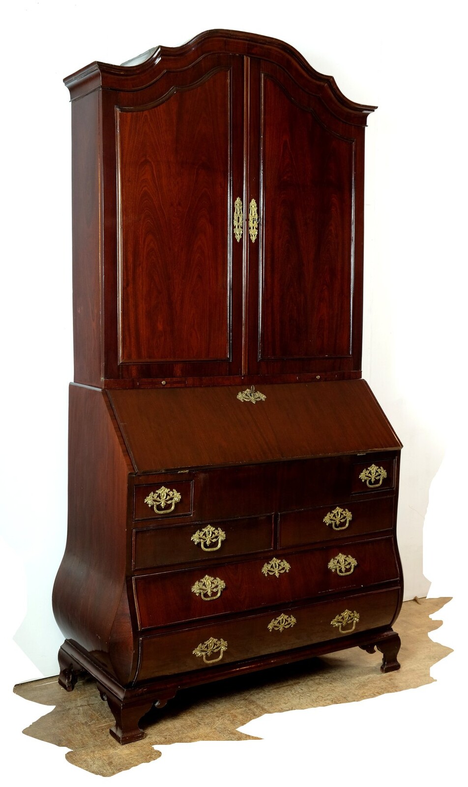 Secretary with writing flap in beautiful burr walnut.