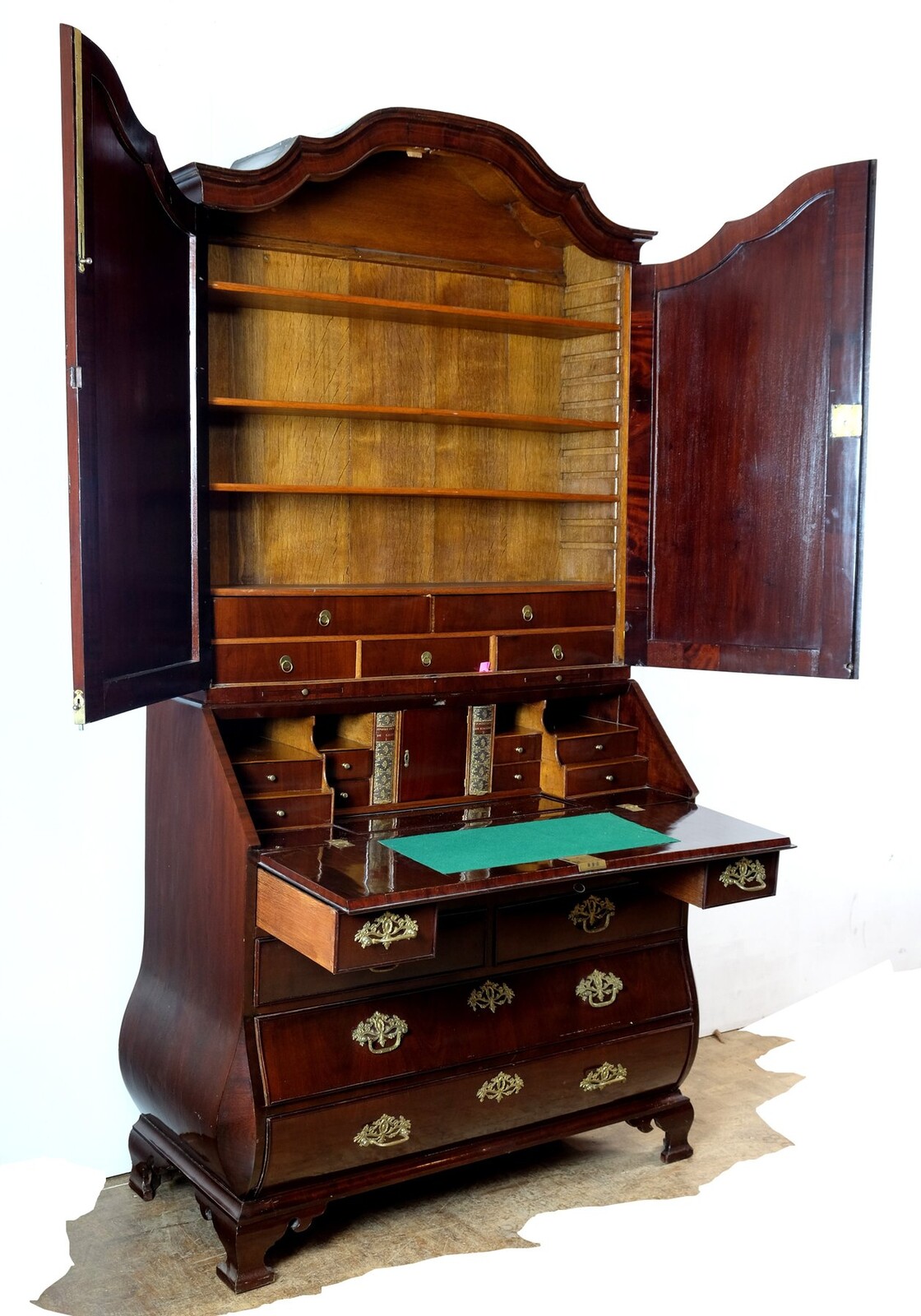 Secretary with writing flap in beautiful burr walnut.