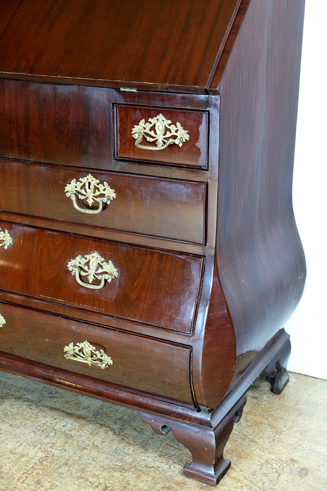 Secretary with writing flap in beautiful burr walnut.