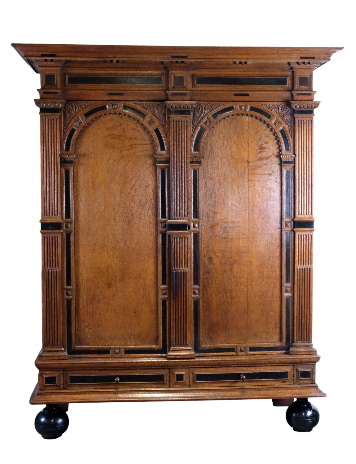 Toogkast, Arched Doors Cabinet