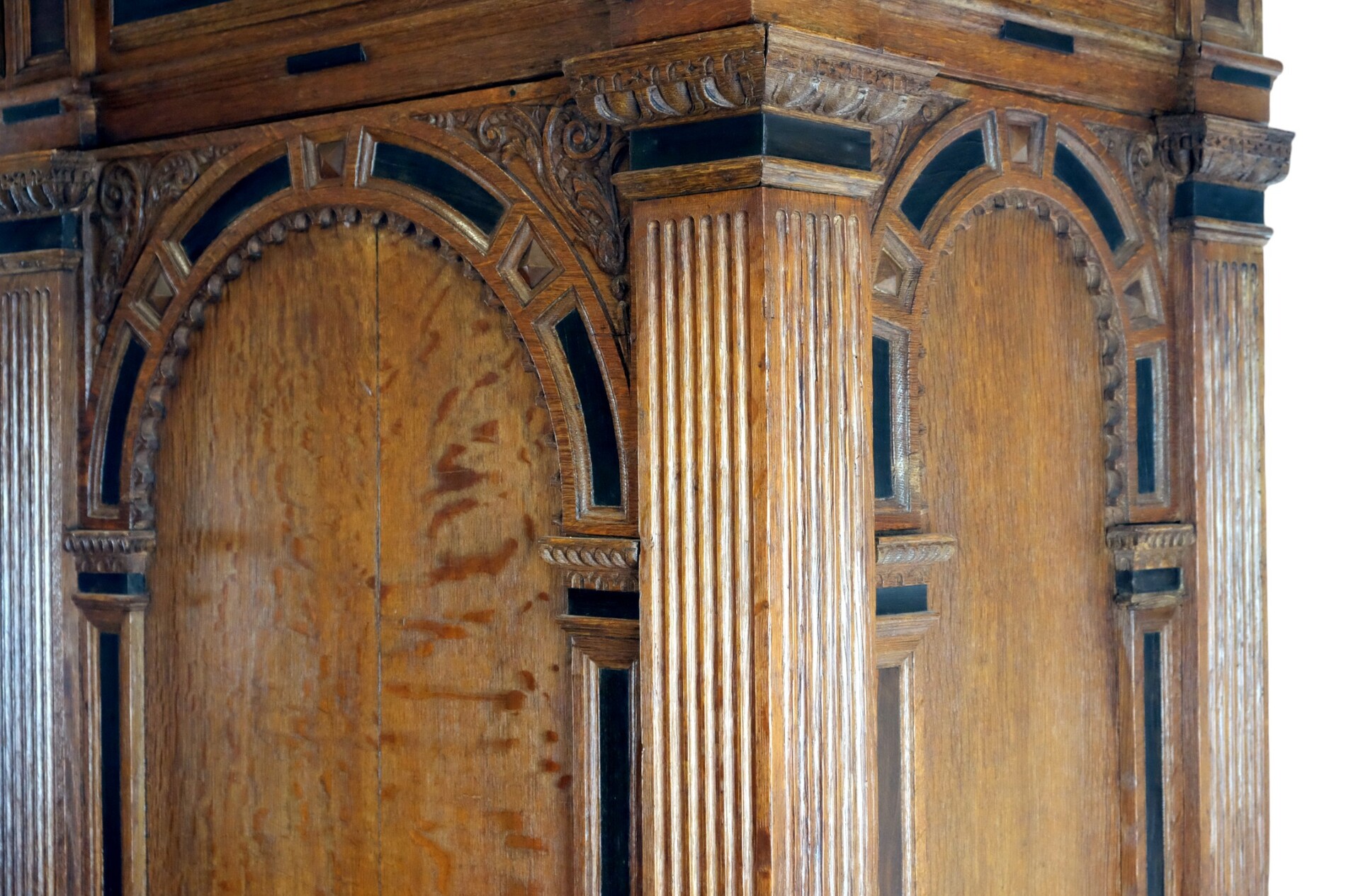 Toogkast, Arched Doors Cabinet