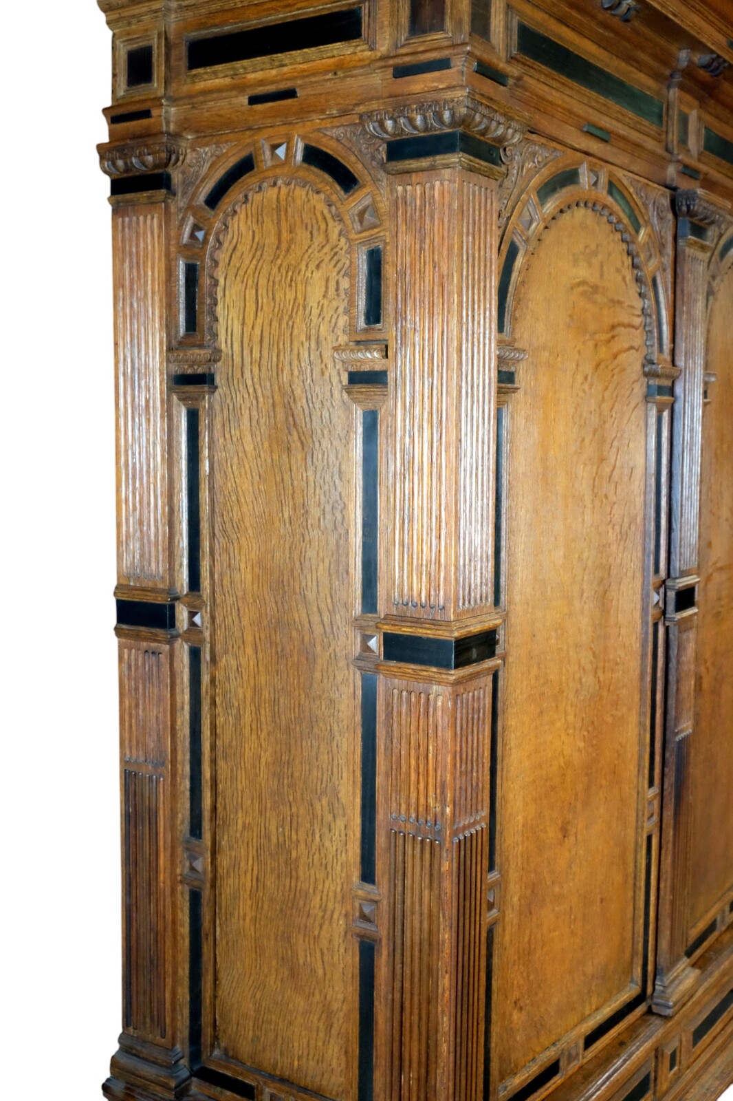 Toogkast, Arched Doors Cabinet