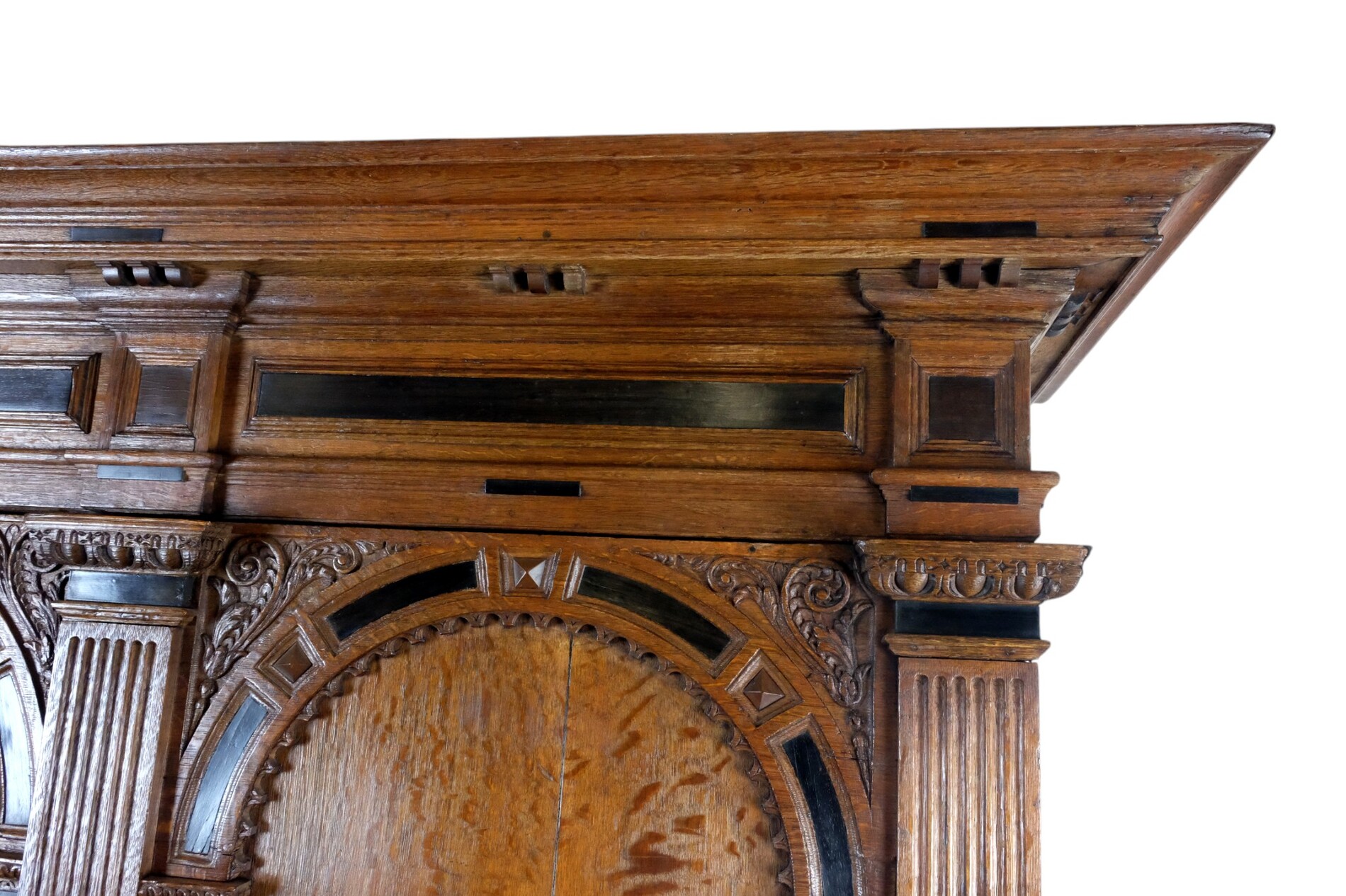 Toogkast, Arched Doors Cabinet