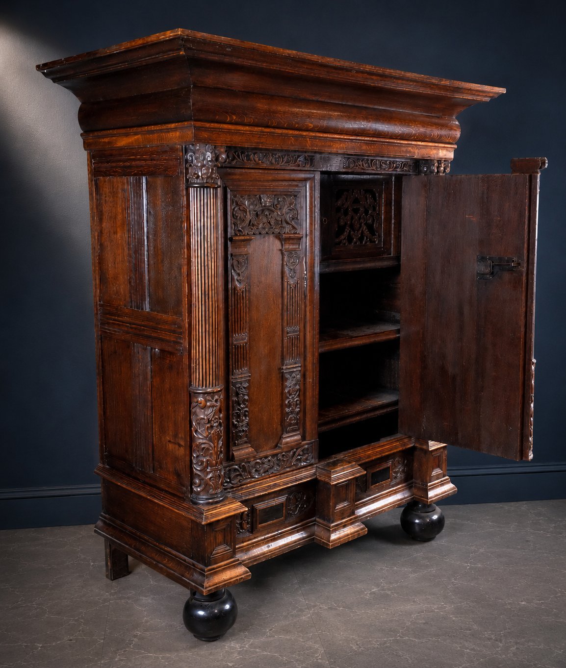 Traditional Friesland Cabinet 17th century.