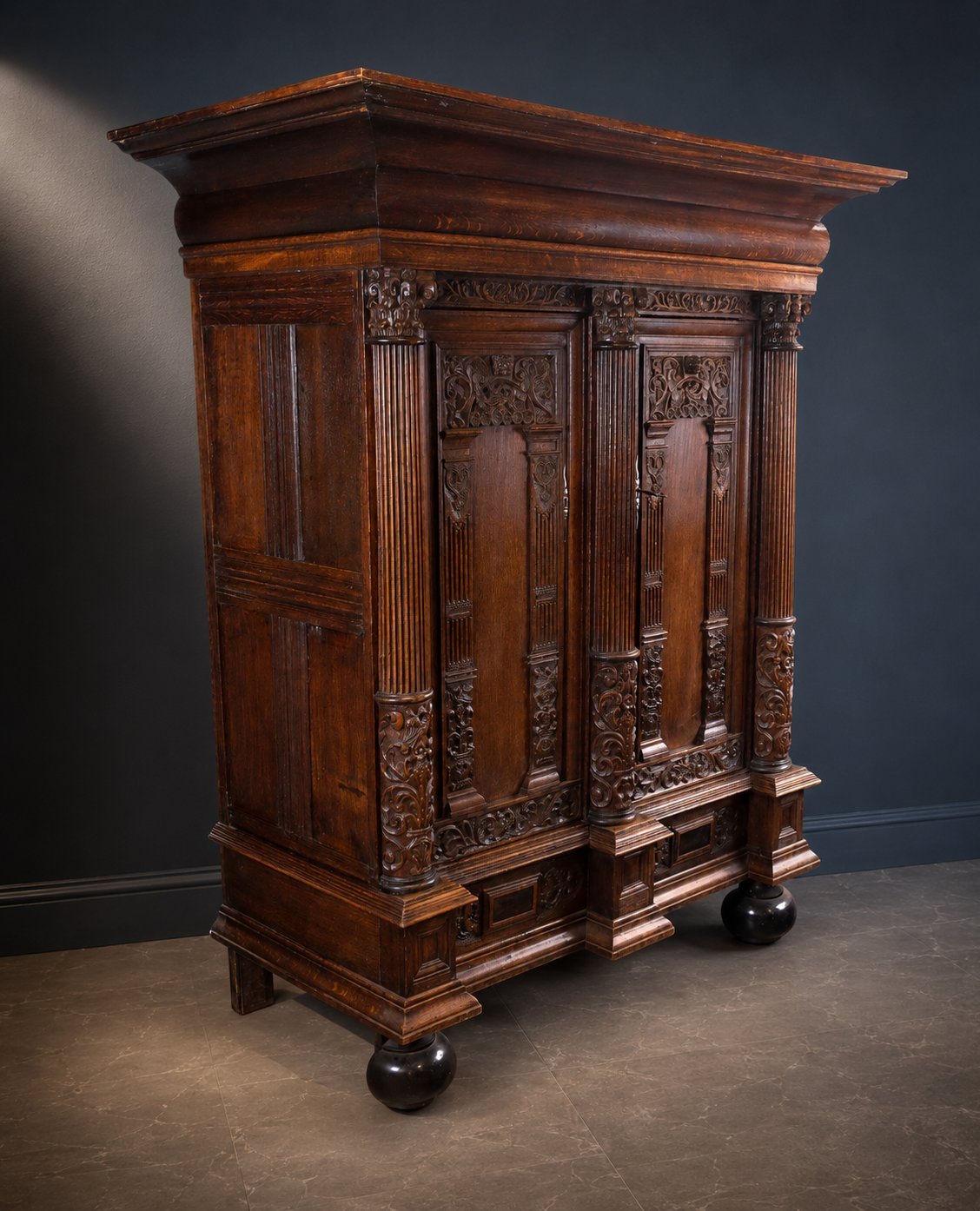 Traditional Friesland Cabinet 17th century.