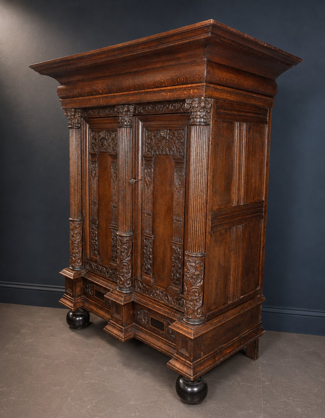 Traditional Friesland Cabinet 17th century.