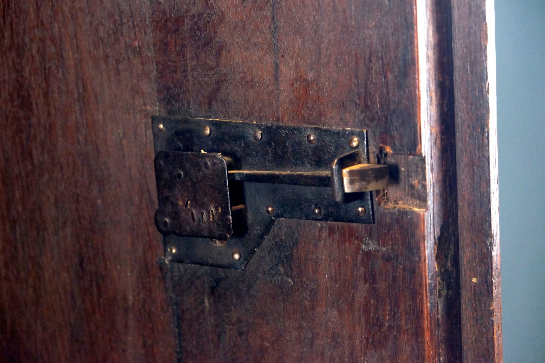 Traditional Friesland Cabinet 17th century.