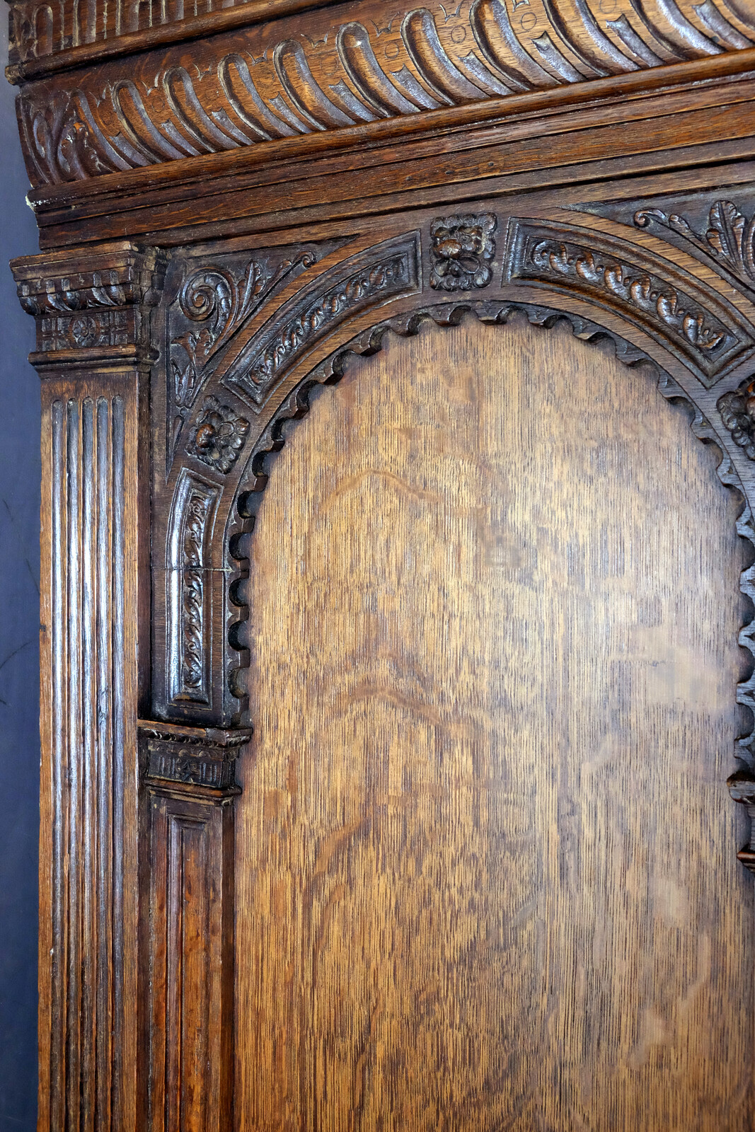 Utrecht Arched Cabinet
