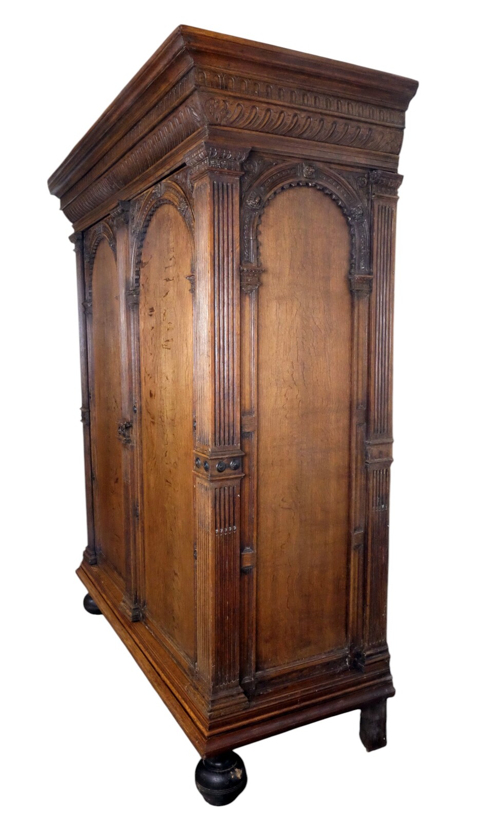 Utrecht Arched Cabinet
