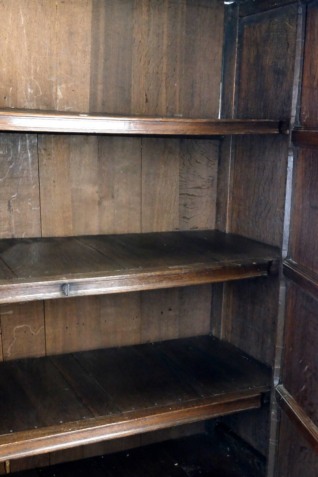 Utrecht Arched Cabinet