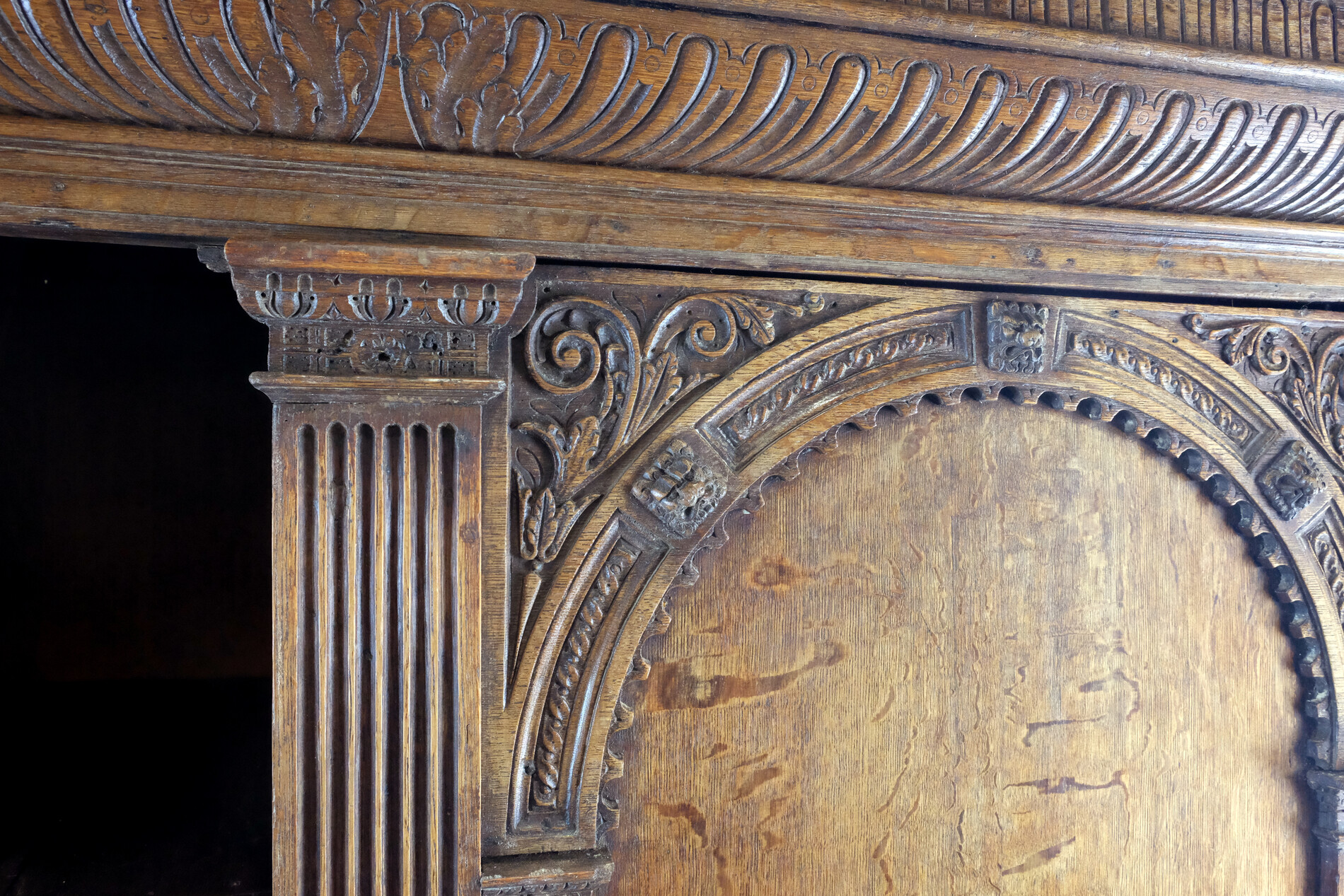Utrecht Arched Cabinet