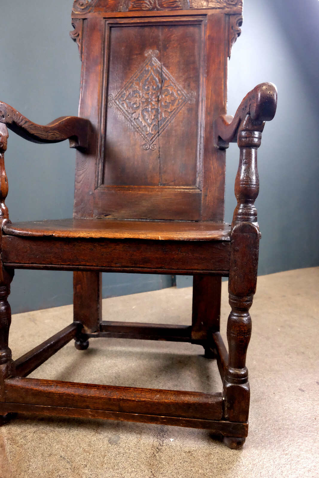wainscot Chair 17th century 